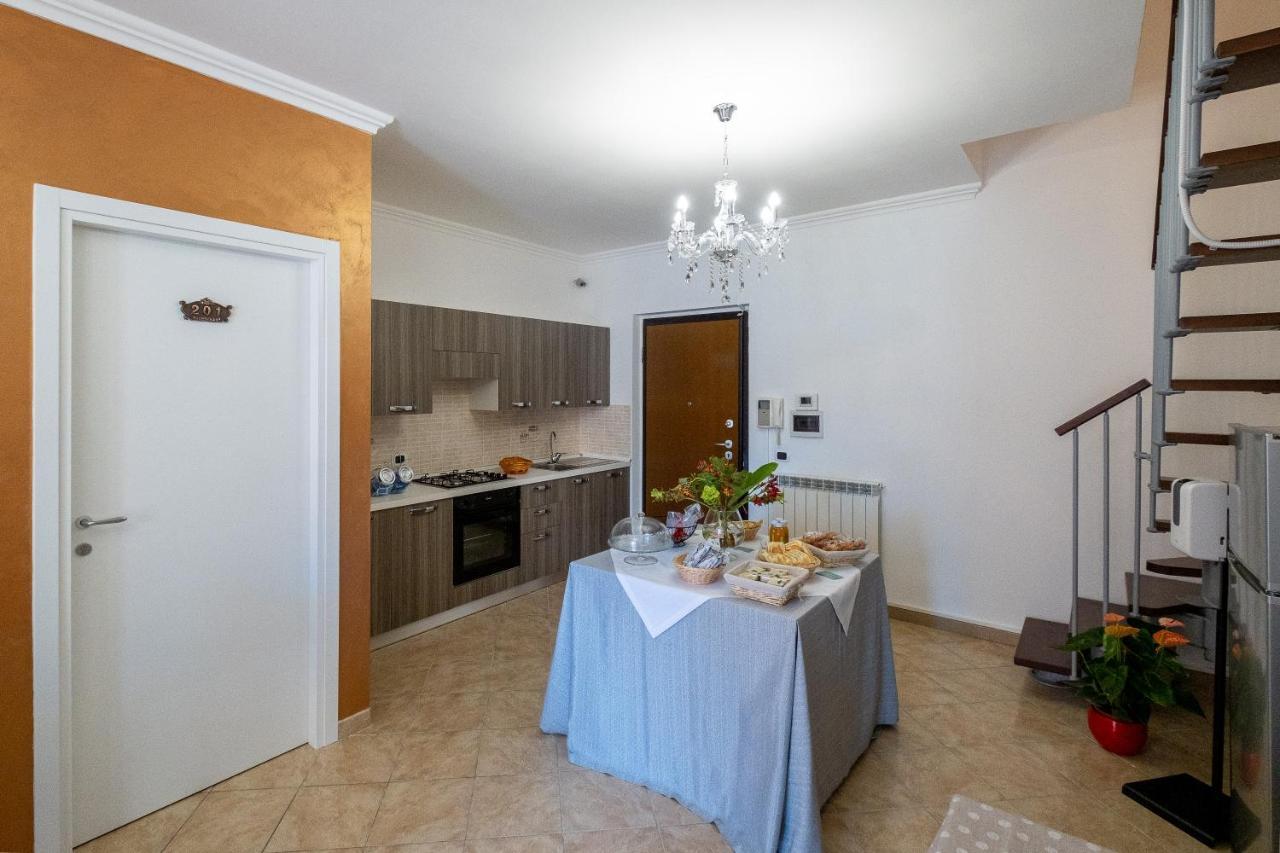 La Casa Di Lally Fiano Romano Bagian luar foto